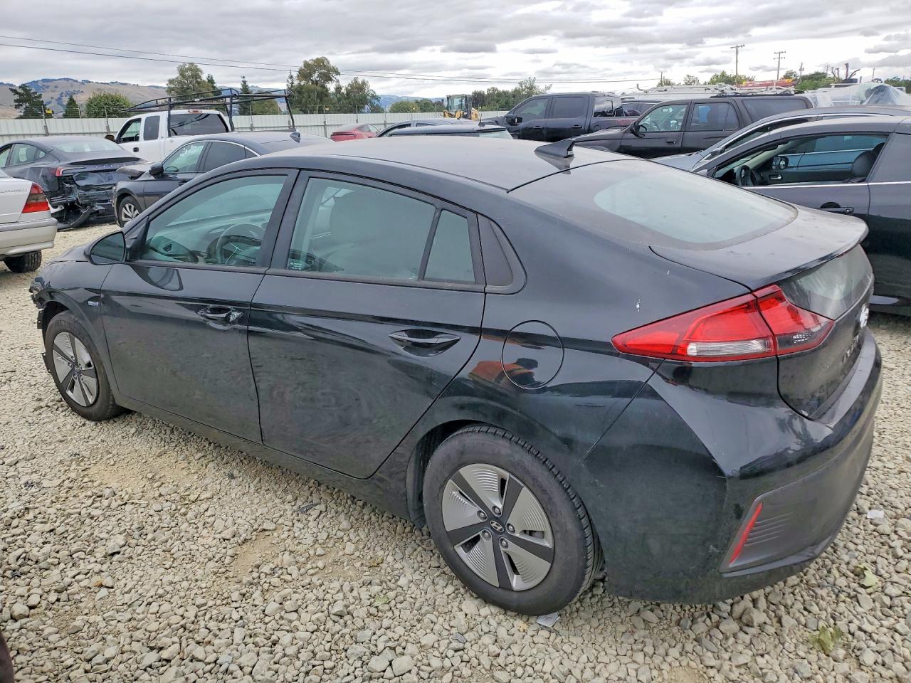 Hyundai Ioniq Blue