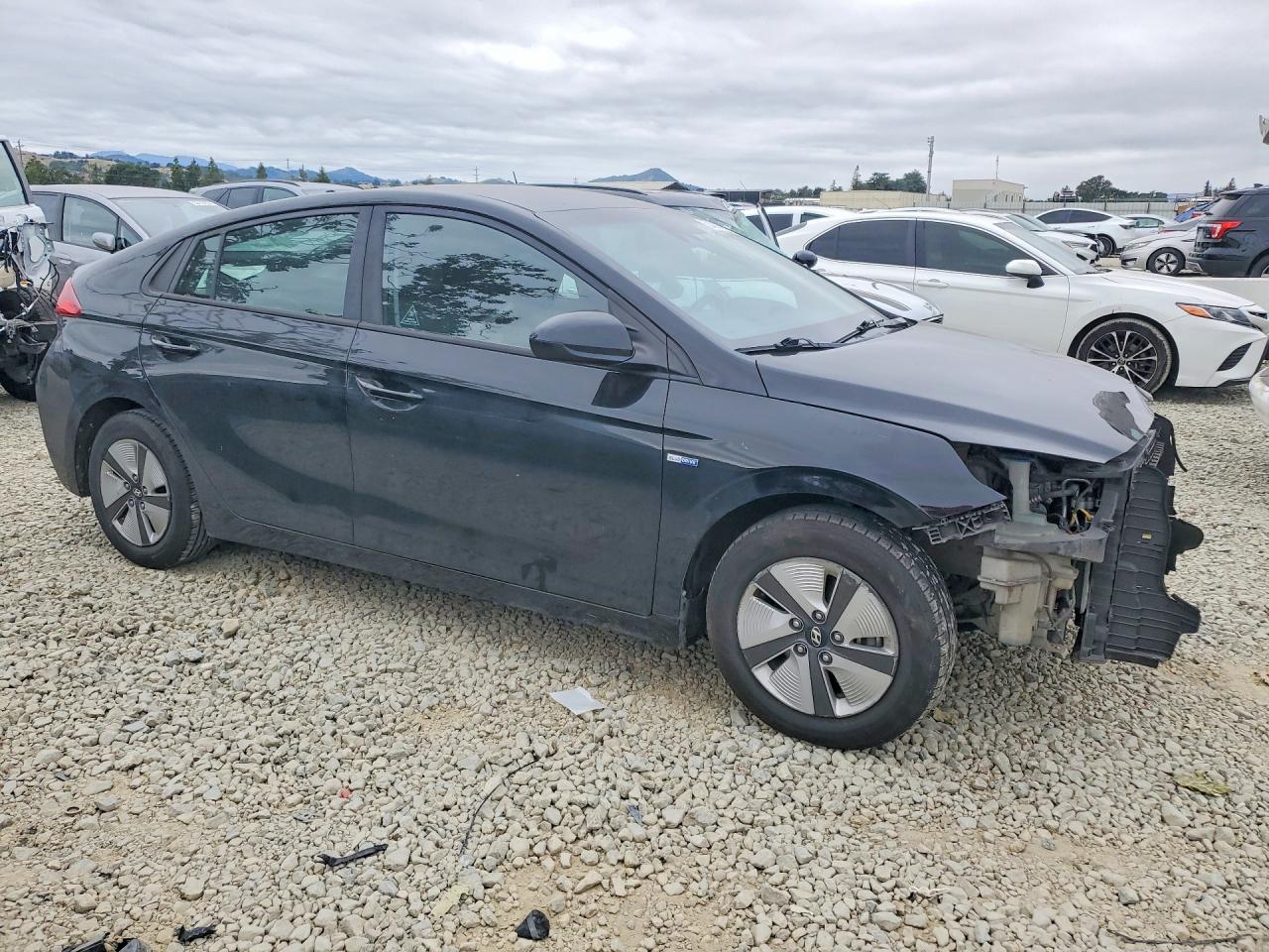 Hyundai Ioniq Blue