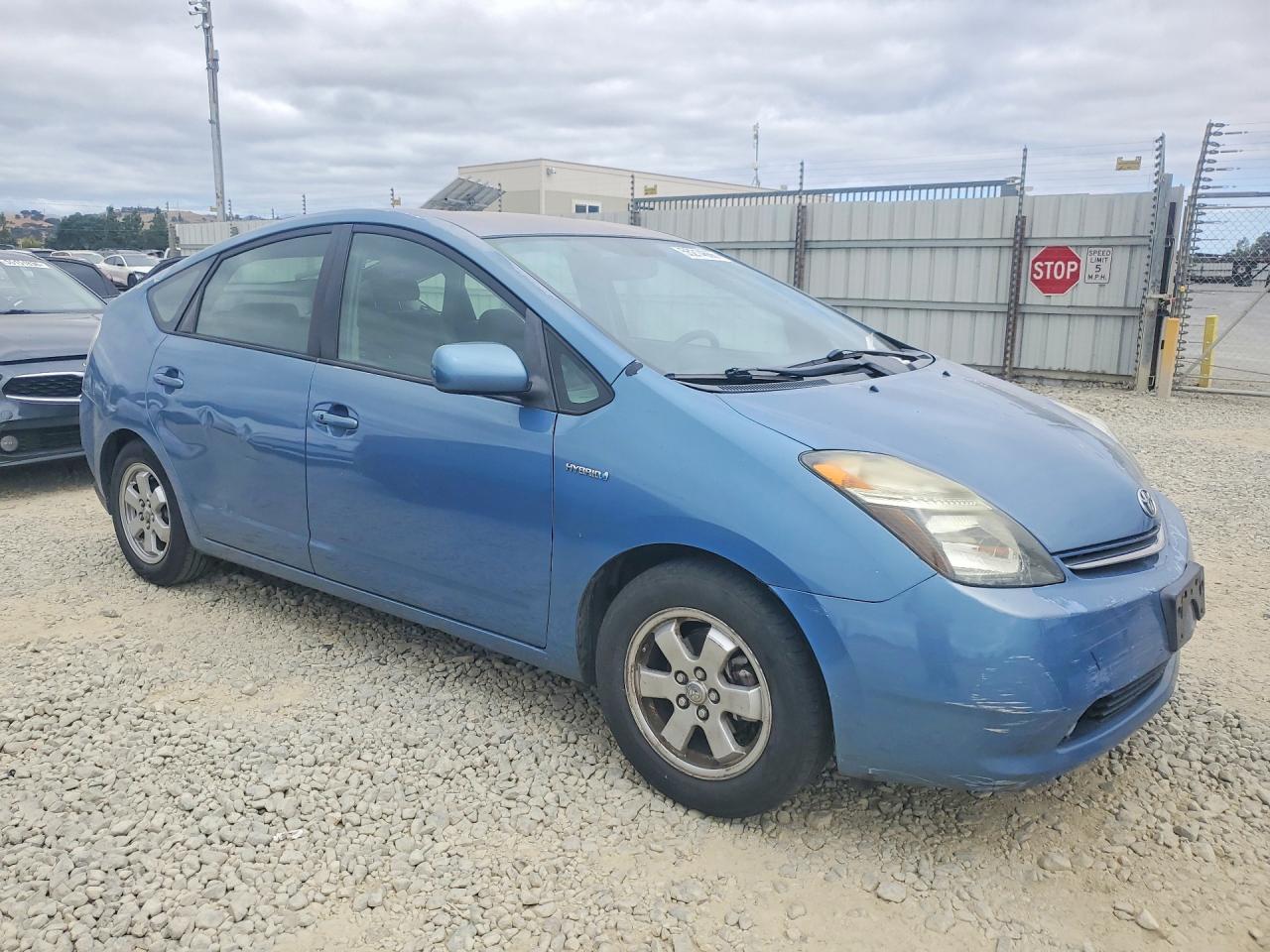 Toyota Prius Base