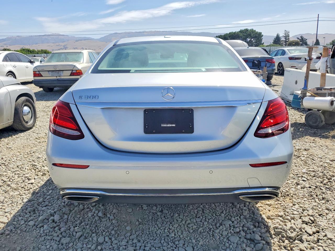 Mercedes-Benz E-Class 300