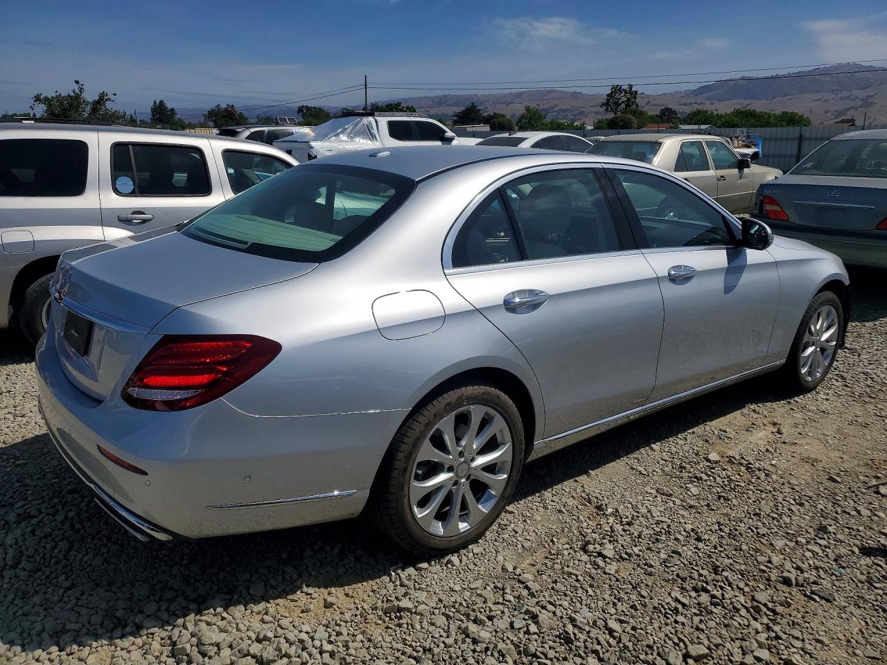 Mercedes-Benz E-Class 300