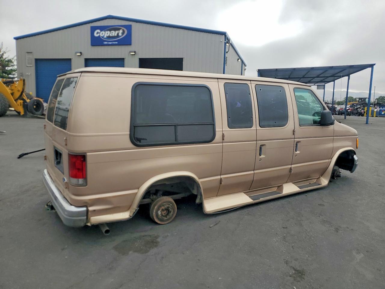 Ford Econoline E150 Van