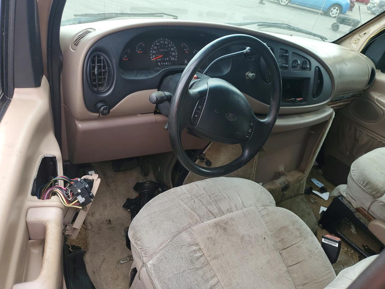 Ford Econoline E150 Van