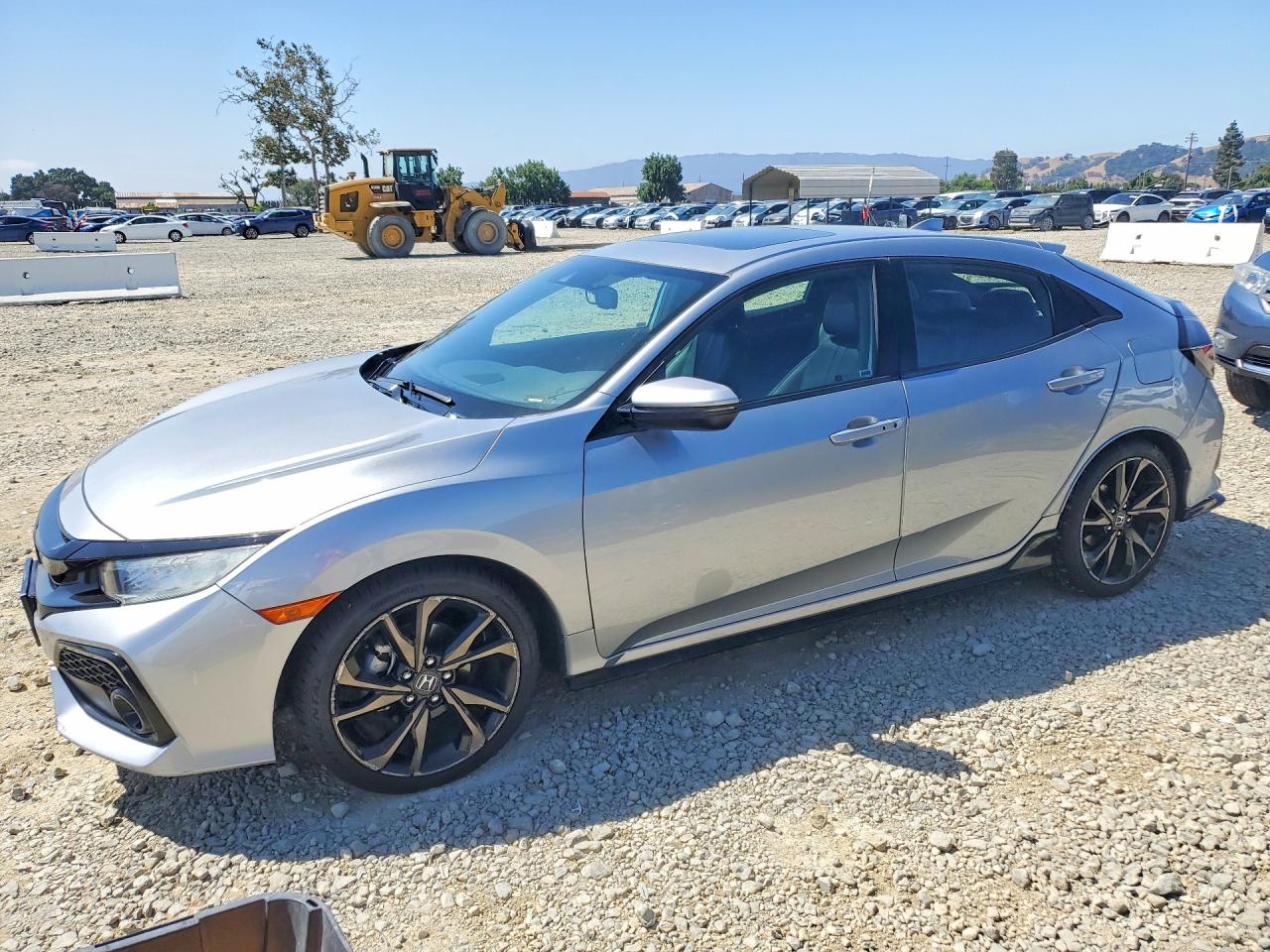 Salvage Honda Civic Image