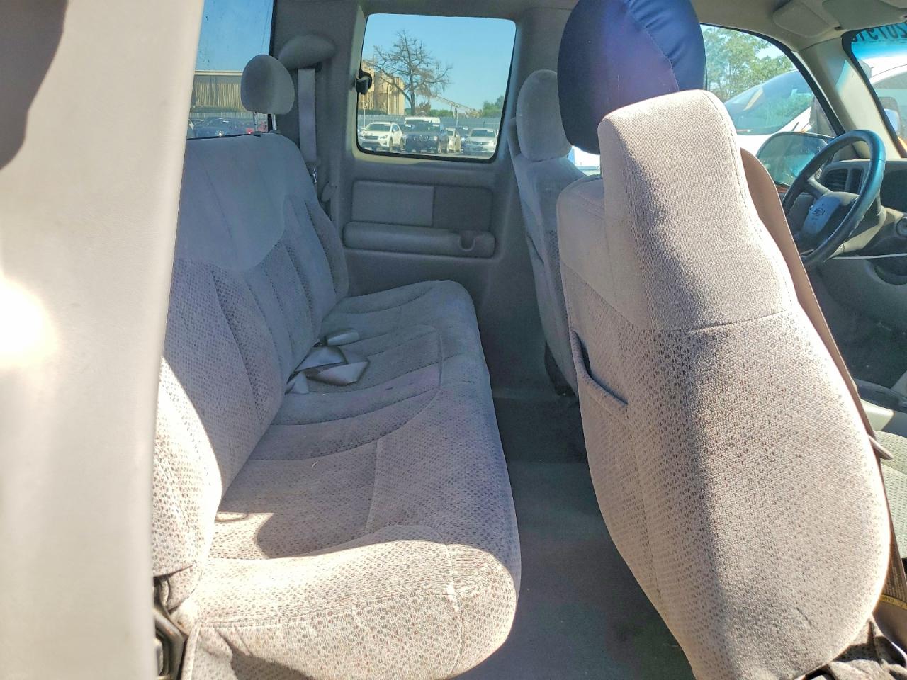 Chevrolet Silverado C1500