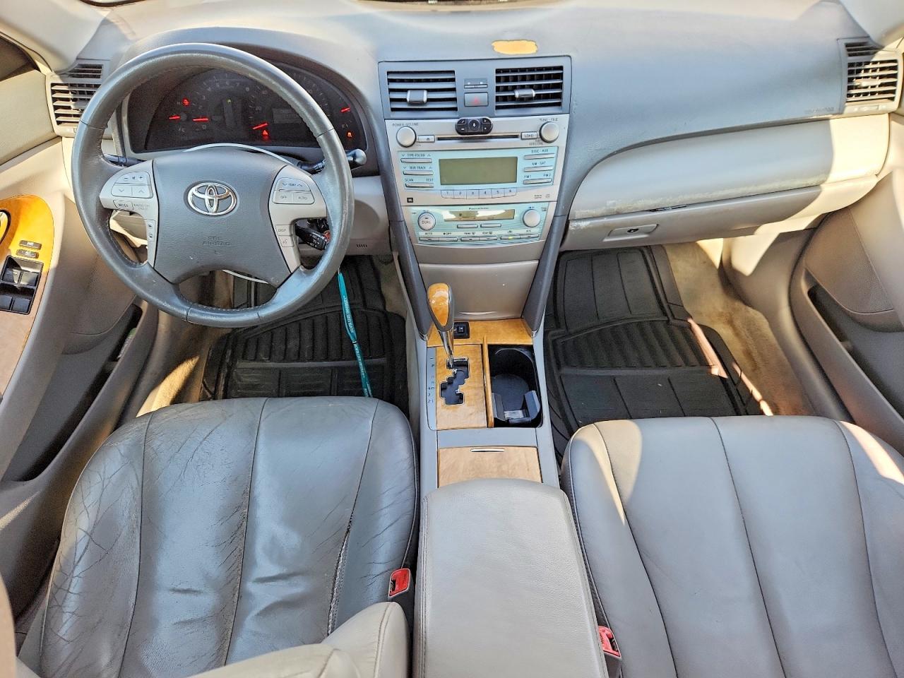 Toyota Camry Xle