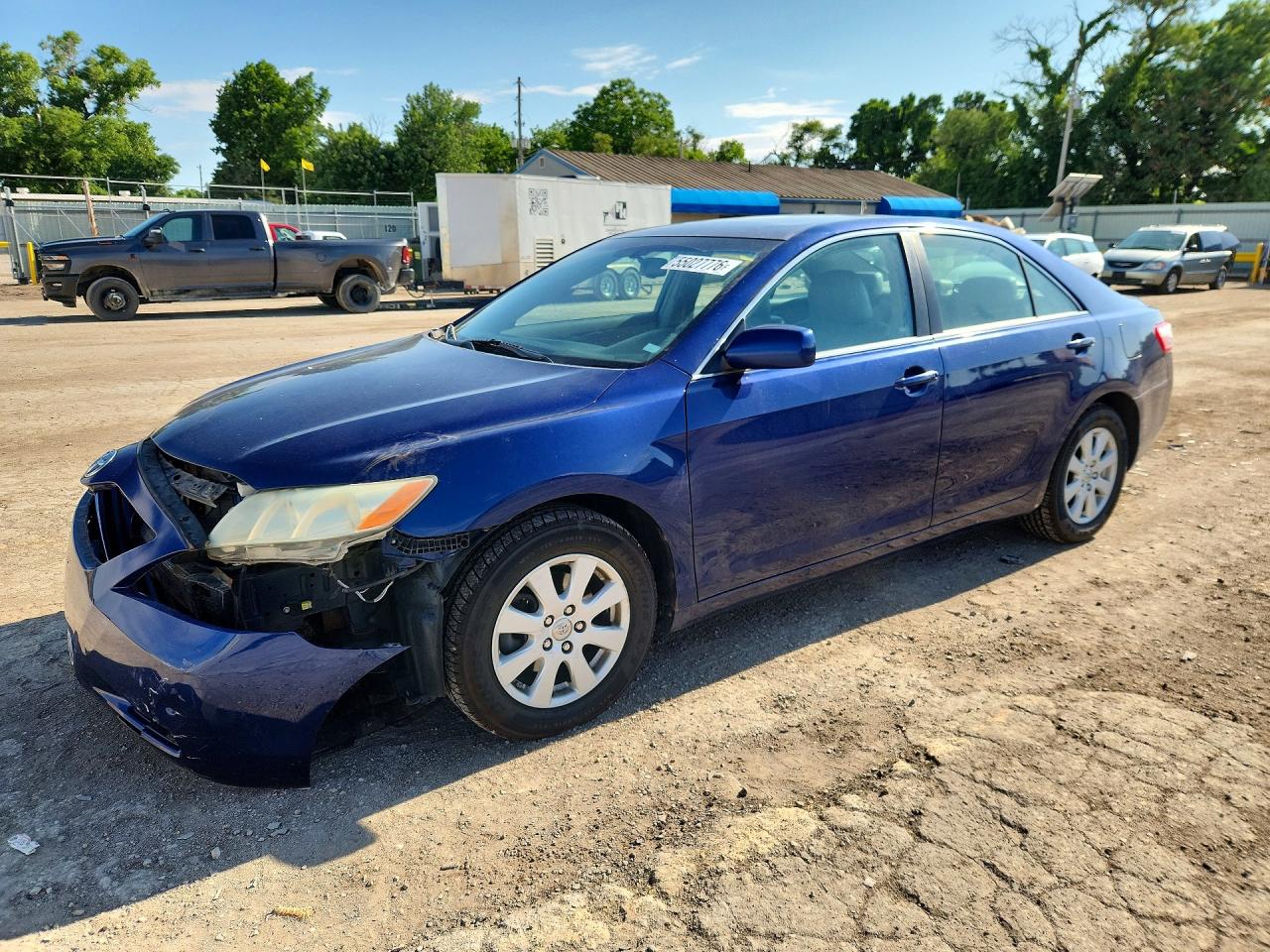 Salvage Toyota Camry Image
