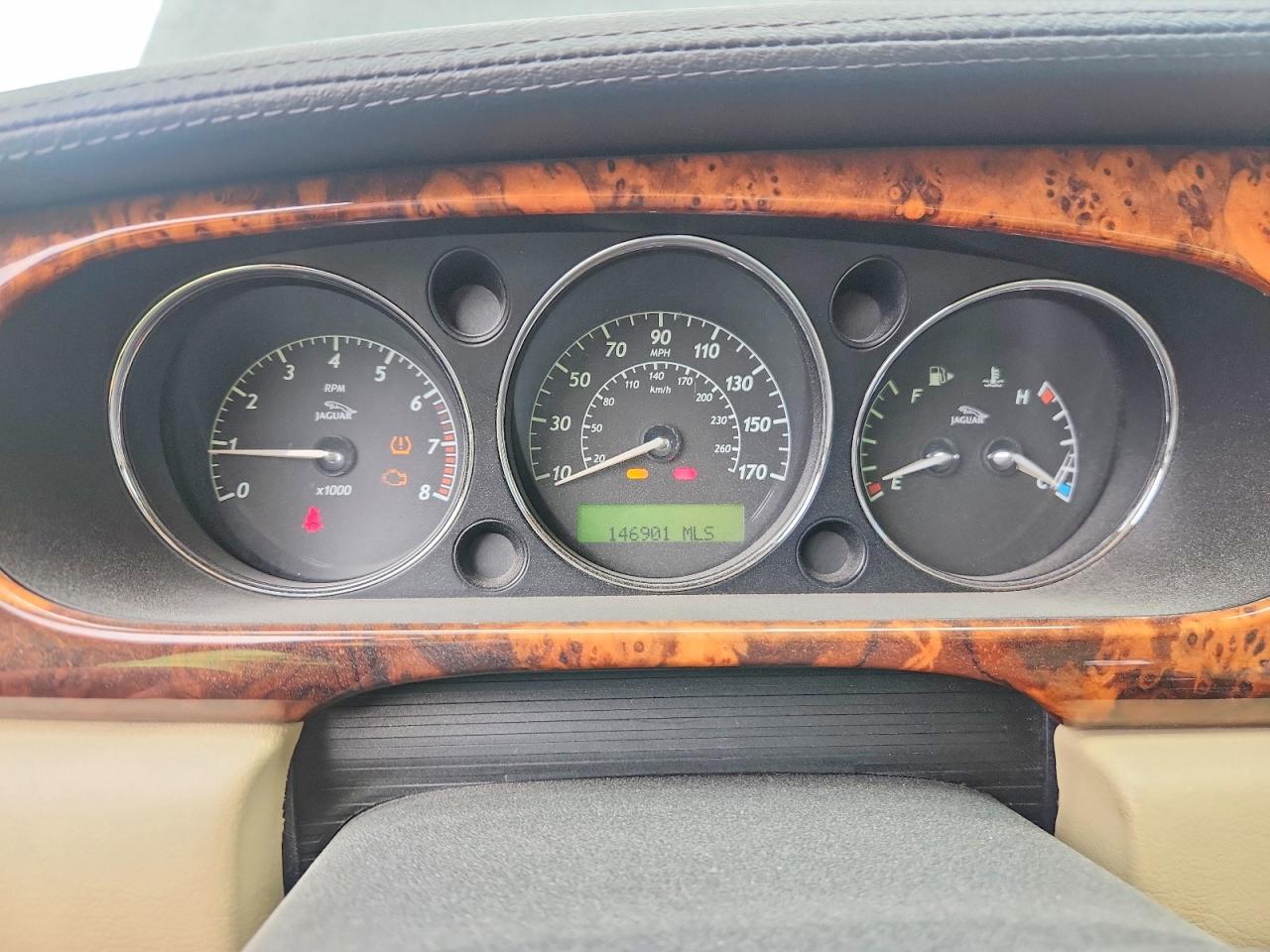 Jaguar Xj8 L