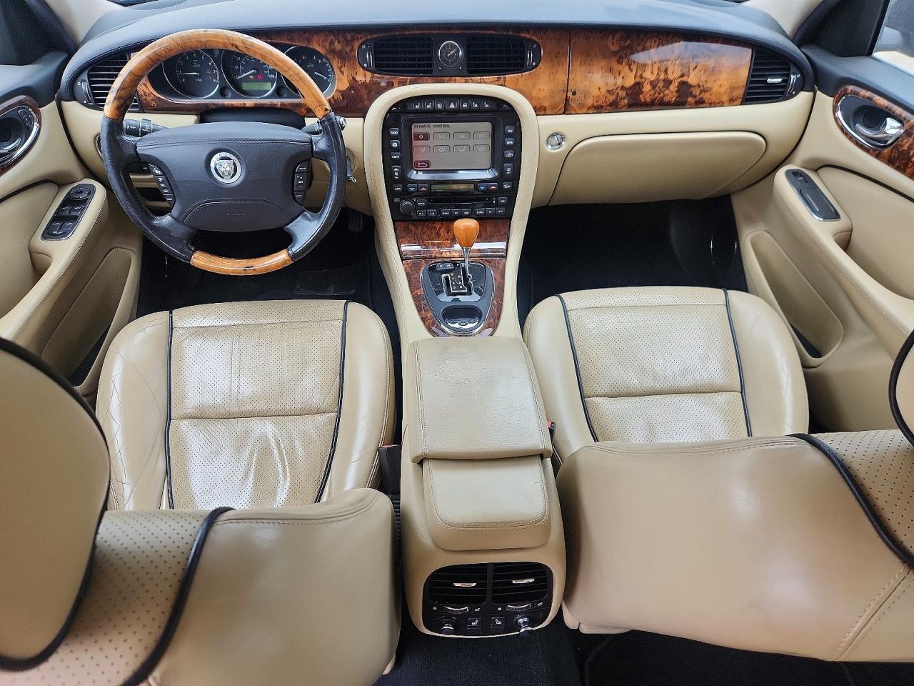 Jaguar Xj8 L