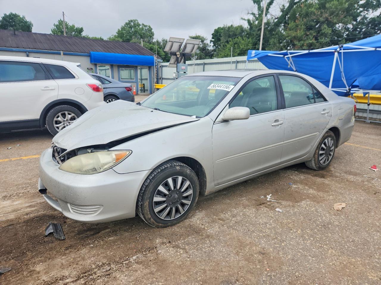 Salvage Toyota Camry Image