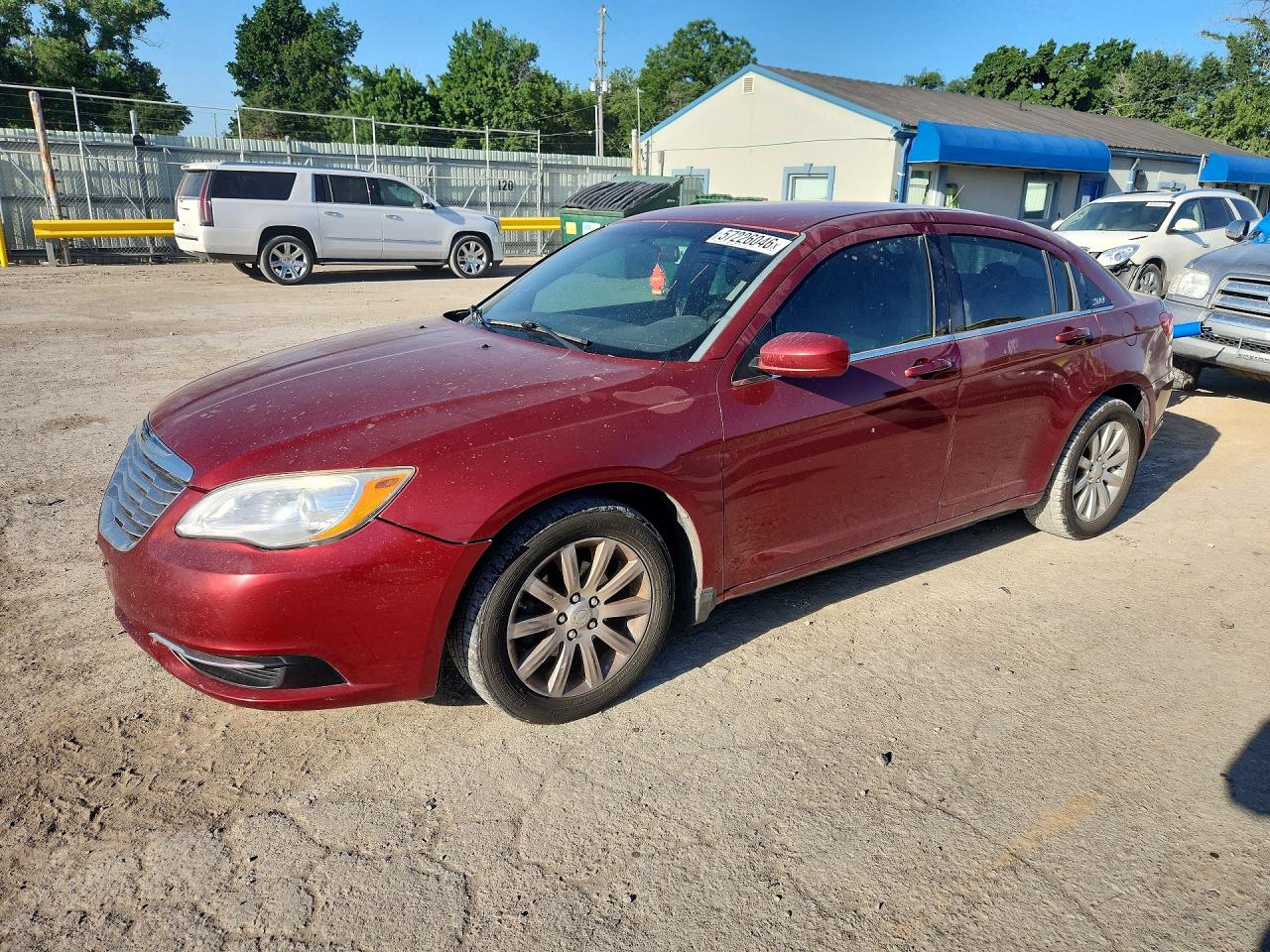 Salvage Chrysler 200 Image