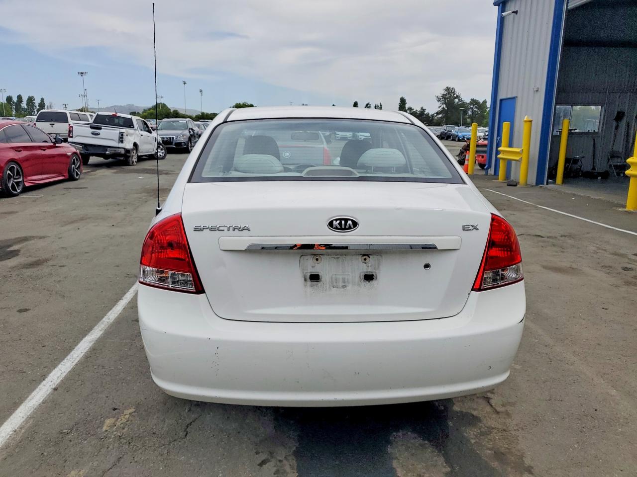 Kia Spectra Lx