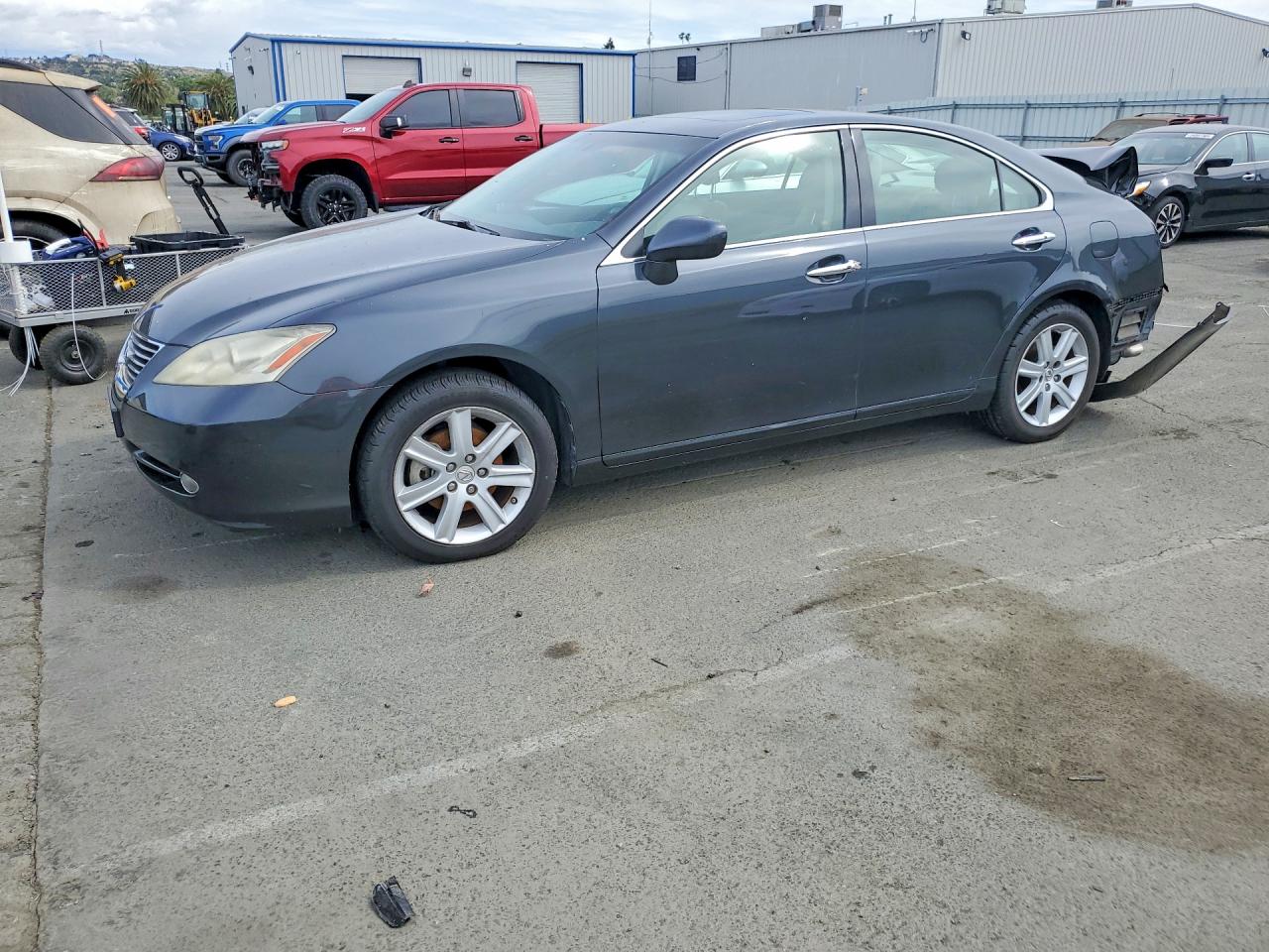 Salvage Lexus Es Image