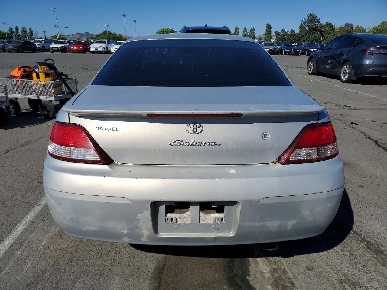 Toyota Camry Sle V6