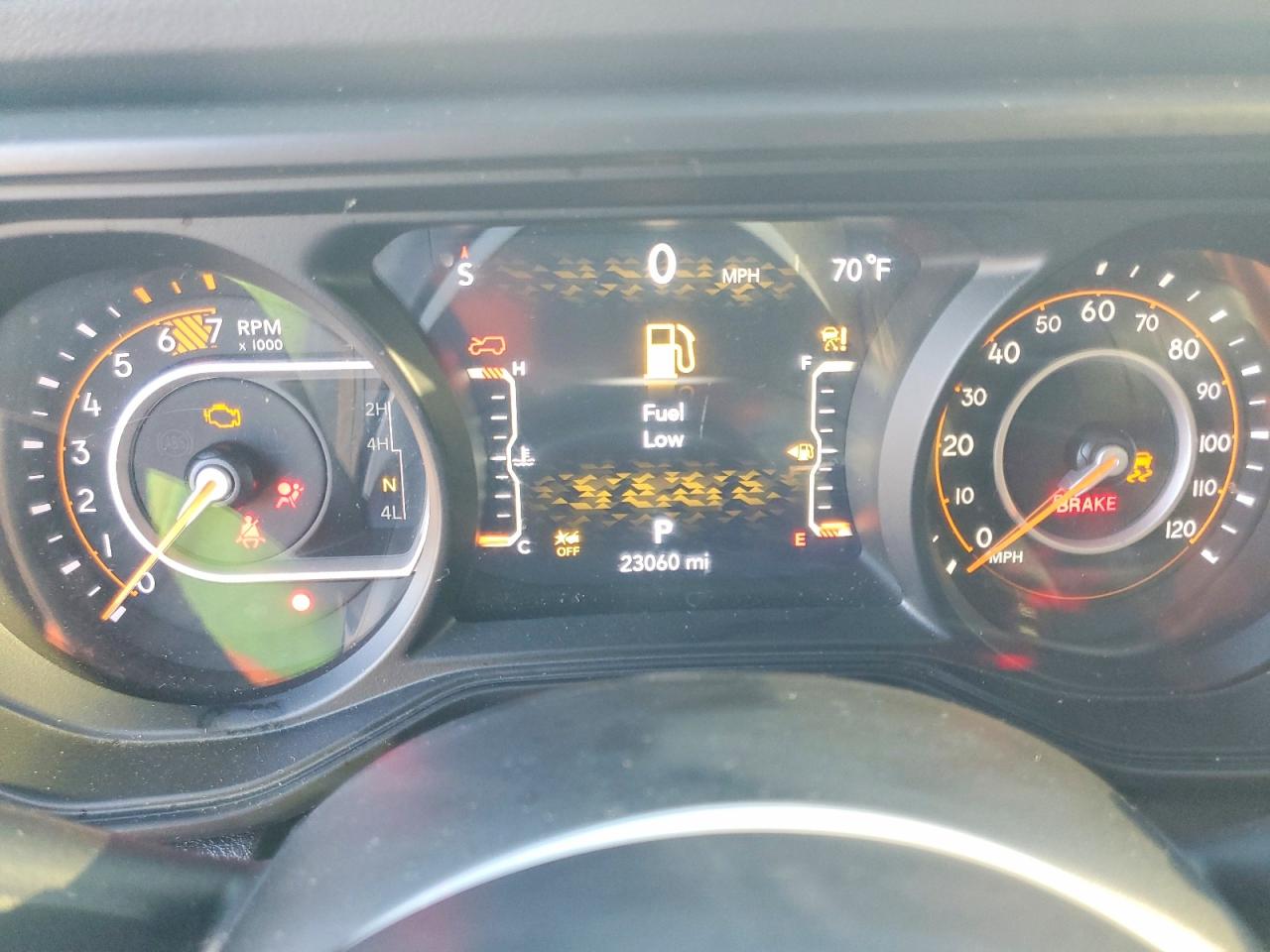 Jeep Wrangler Sahara