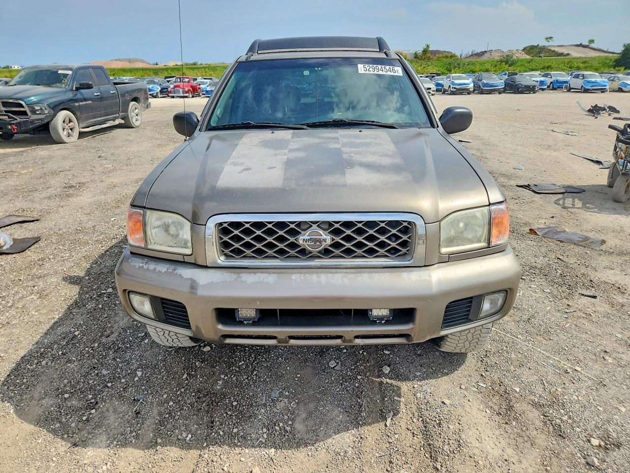 Nissan Pathfinder Se