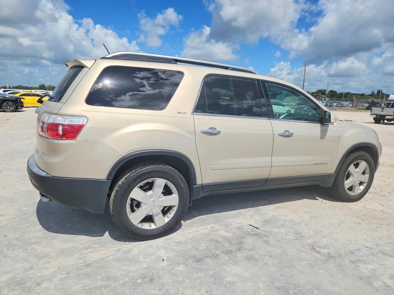 GMC Acadia Slt-2