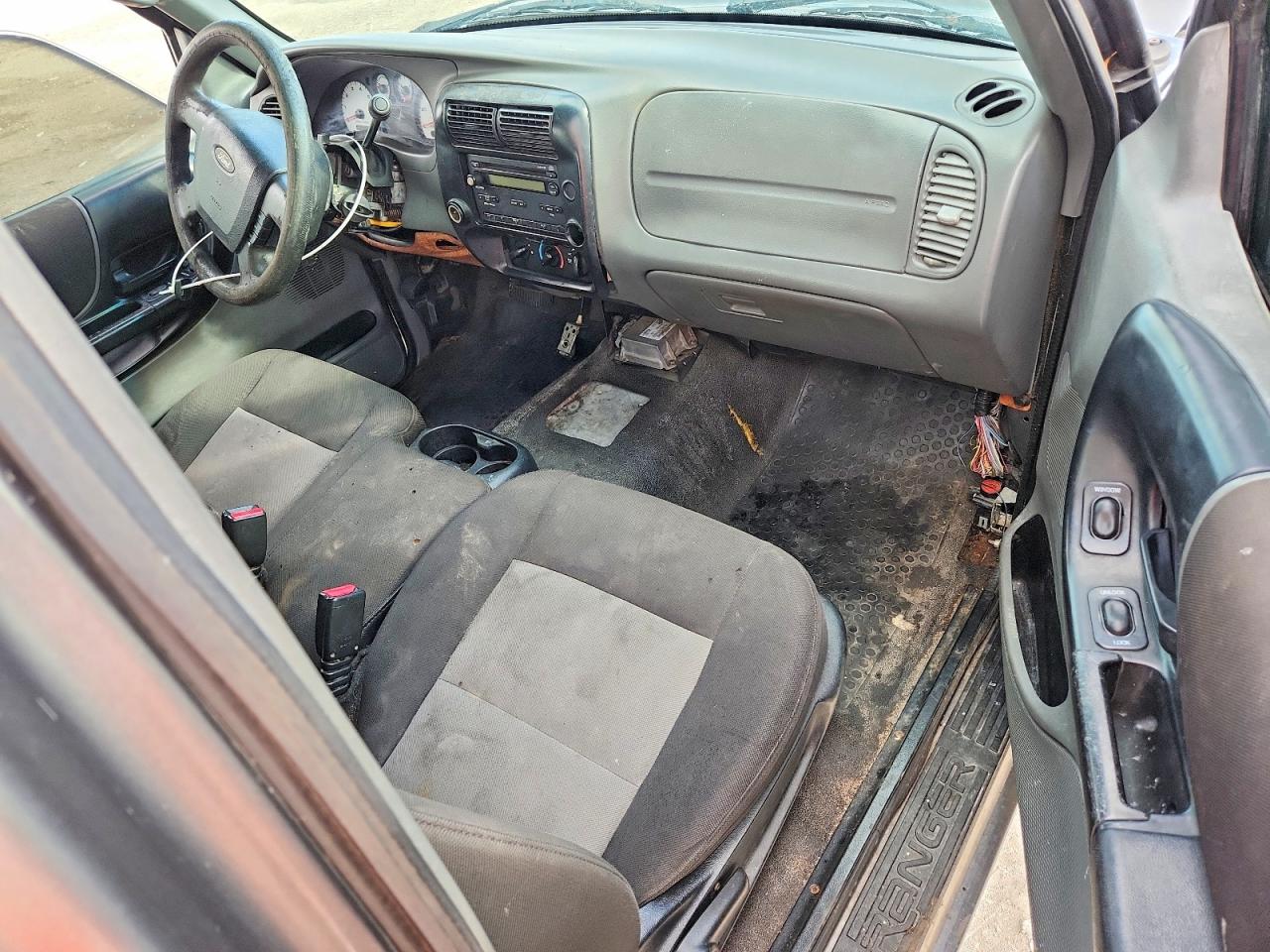 Ford Ranger Super Cab