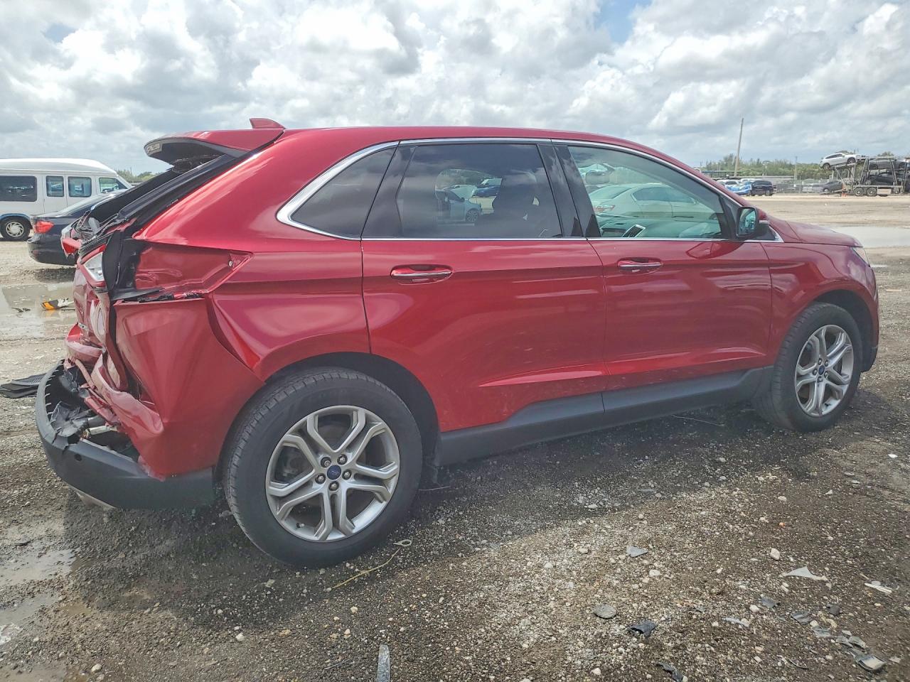Ford Edge Titanium