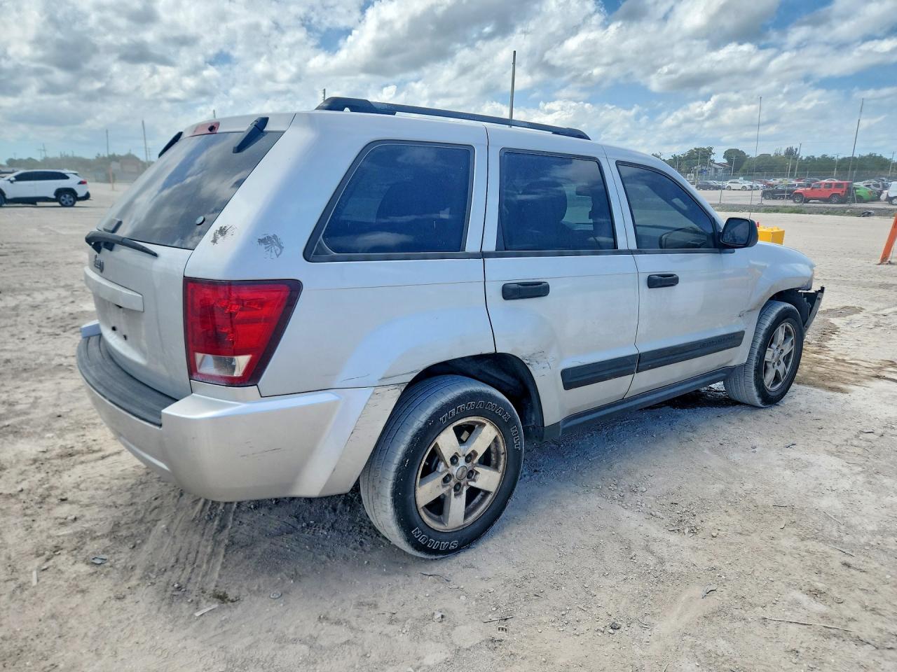 Jeep Cherokee Laredo