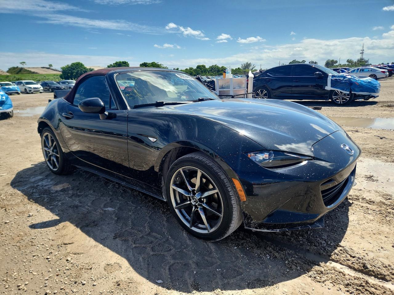 Mazda Mx5 Grand Touring