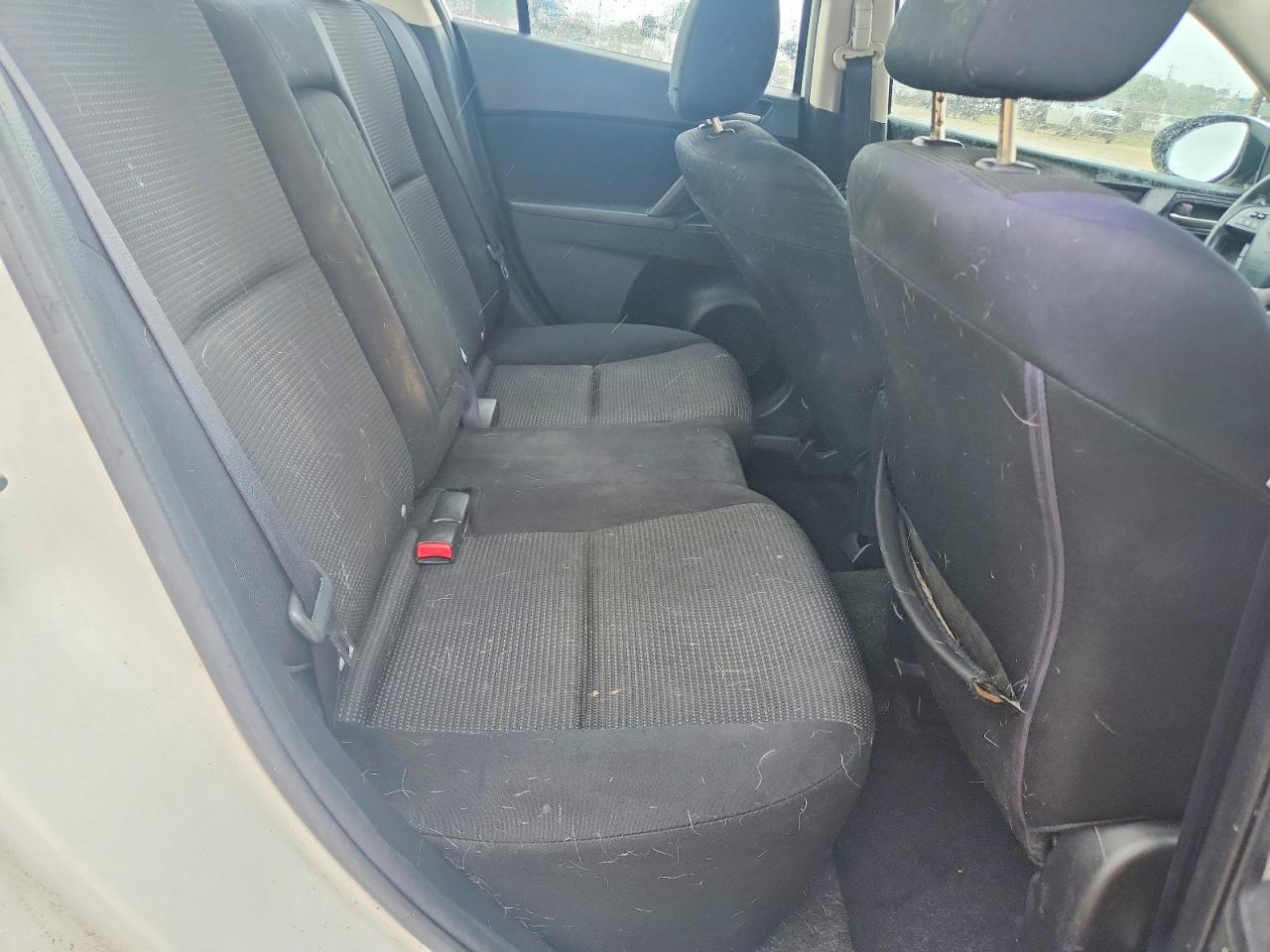 Mazda 3 I