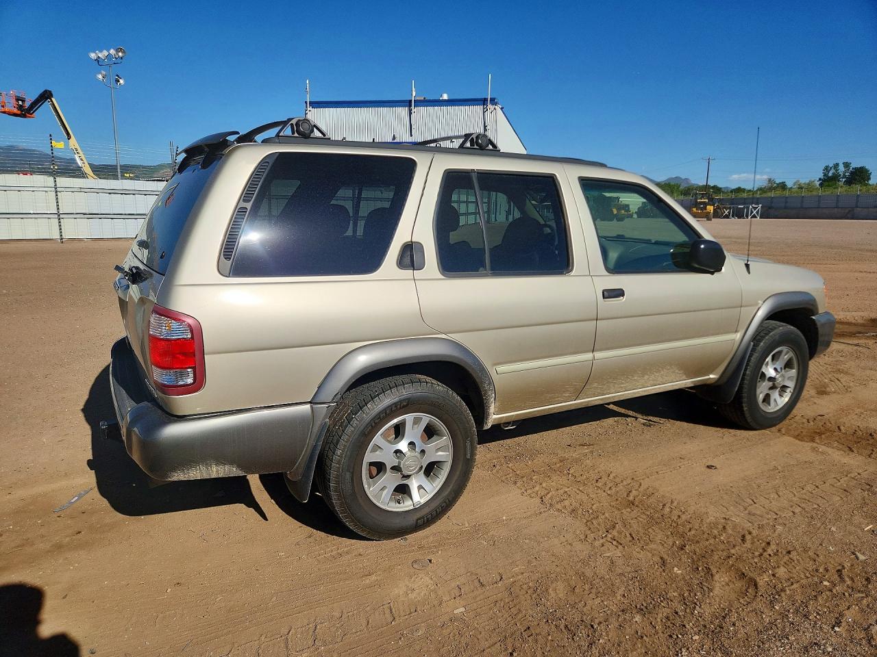 Nissan Pathfinder Se