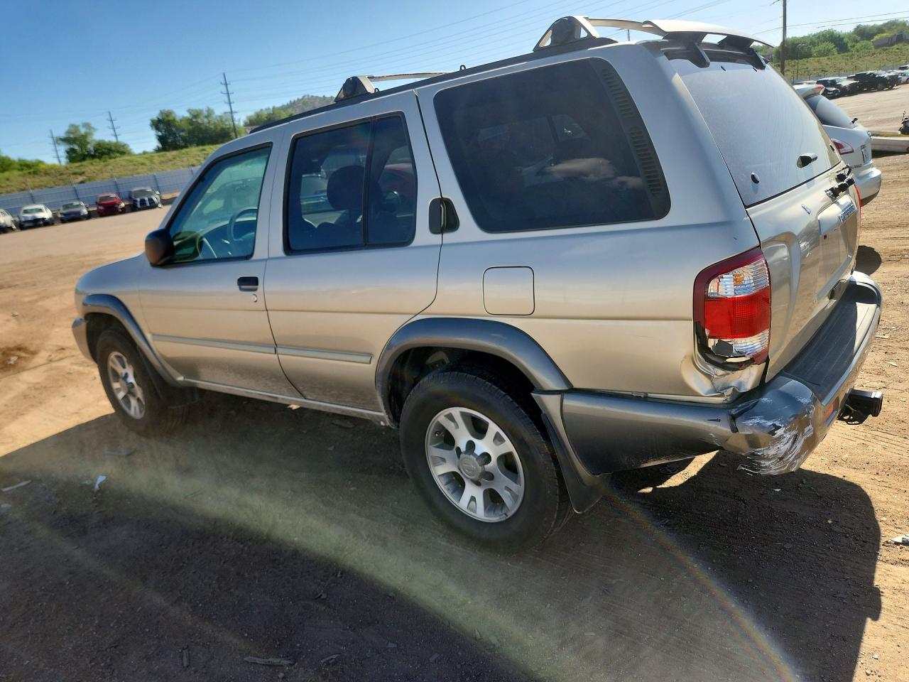 Nissan Pathfinder Se
