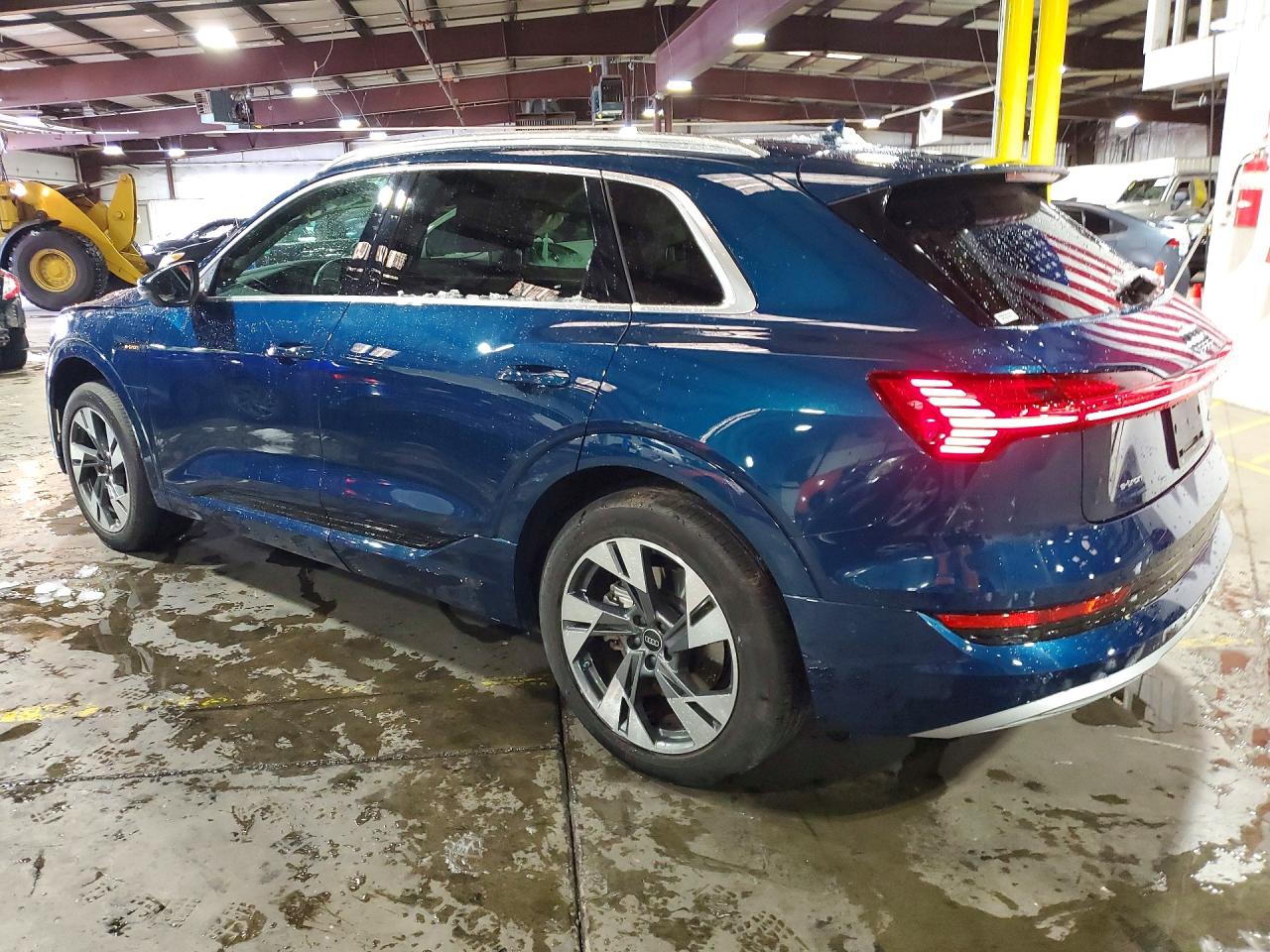 Audi e-tron Premium Plus