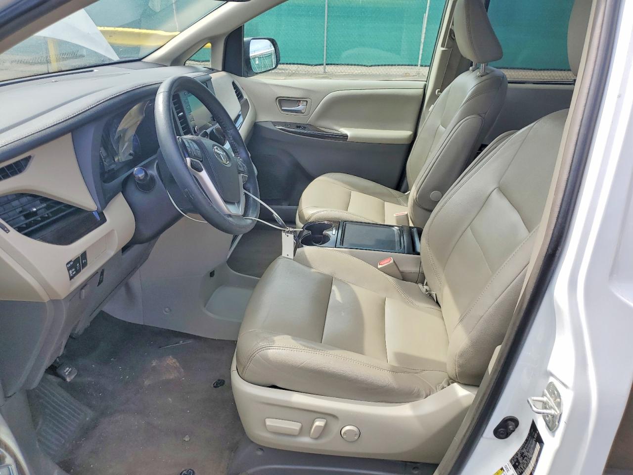 Toyota Sienna Xle Premium 7-passenger