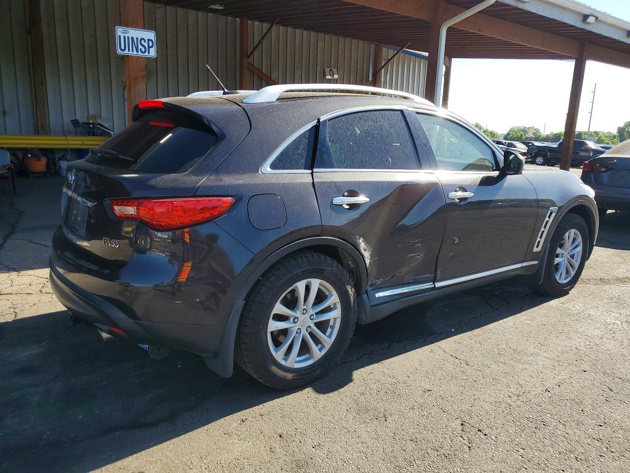 INFINITI Fx Base