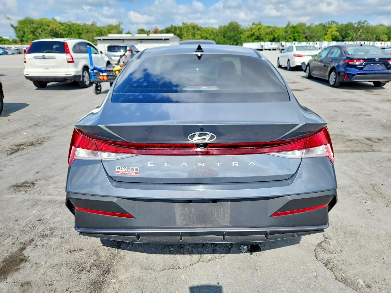 Hyundai ELANTRA Sel