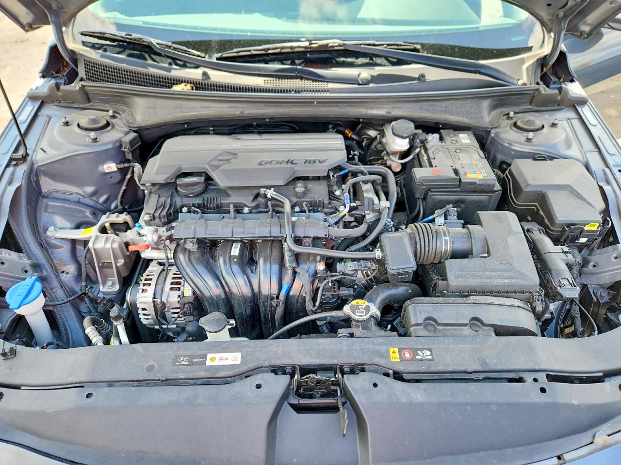 Hyundai ELANTRA Sel