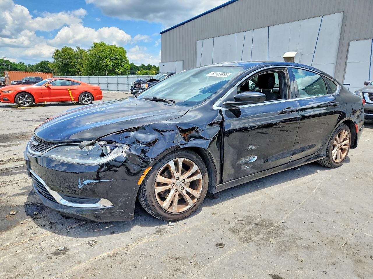 Salvage Chrysler 200 Image