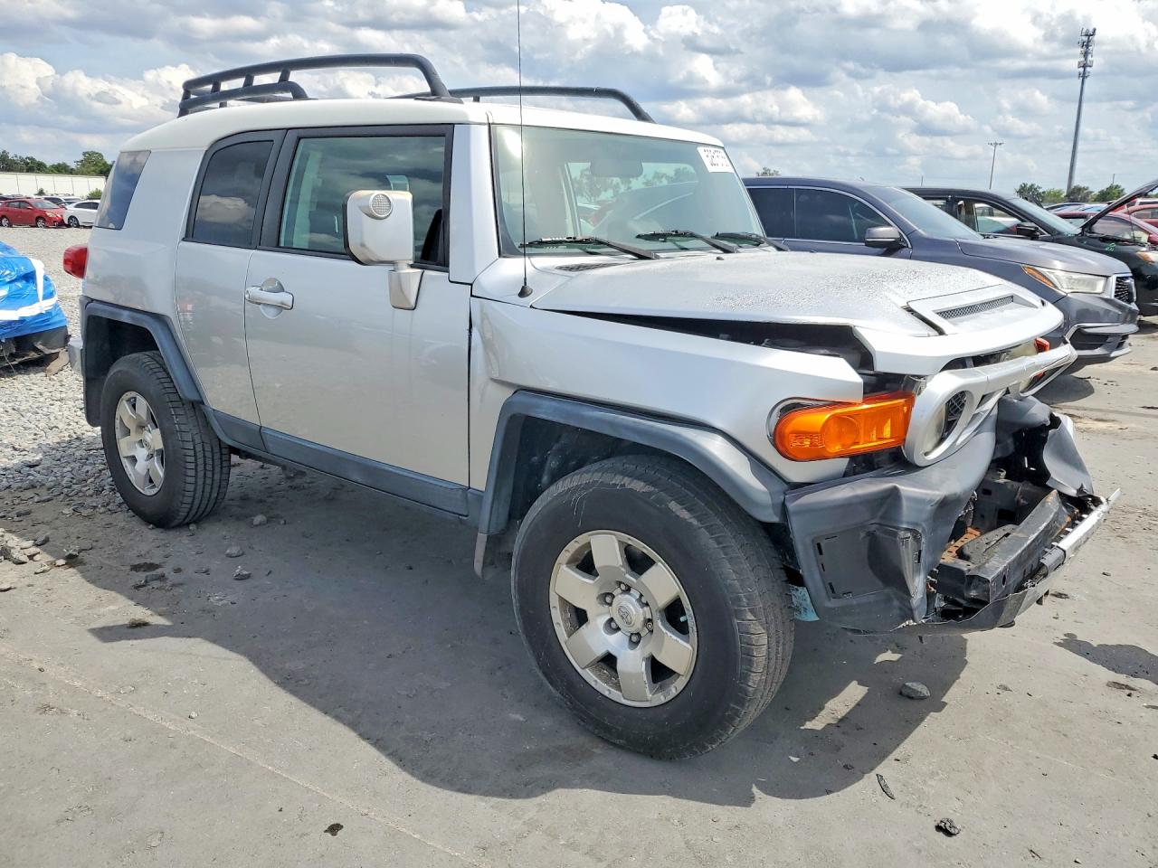 Toyota FJ Cruiser Base