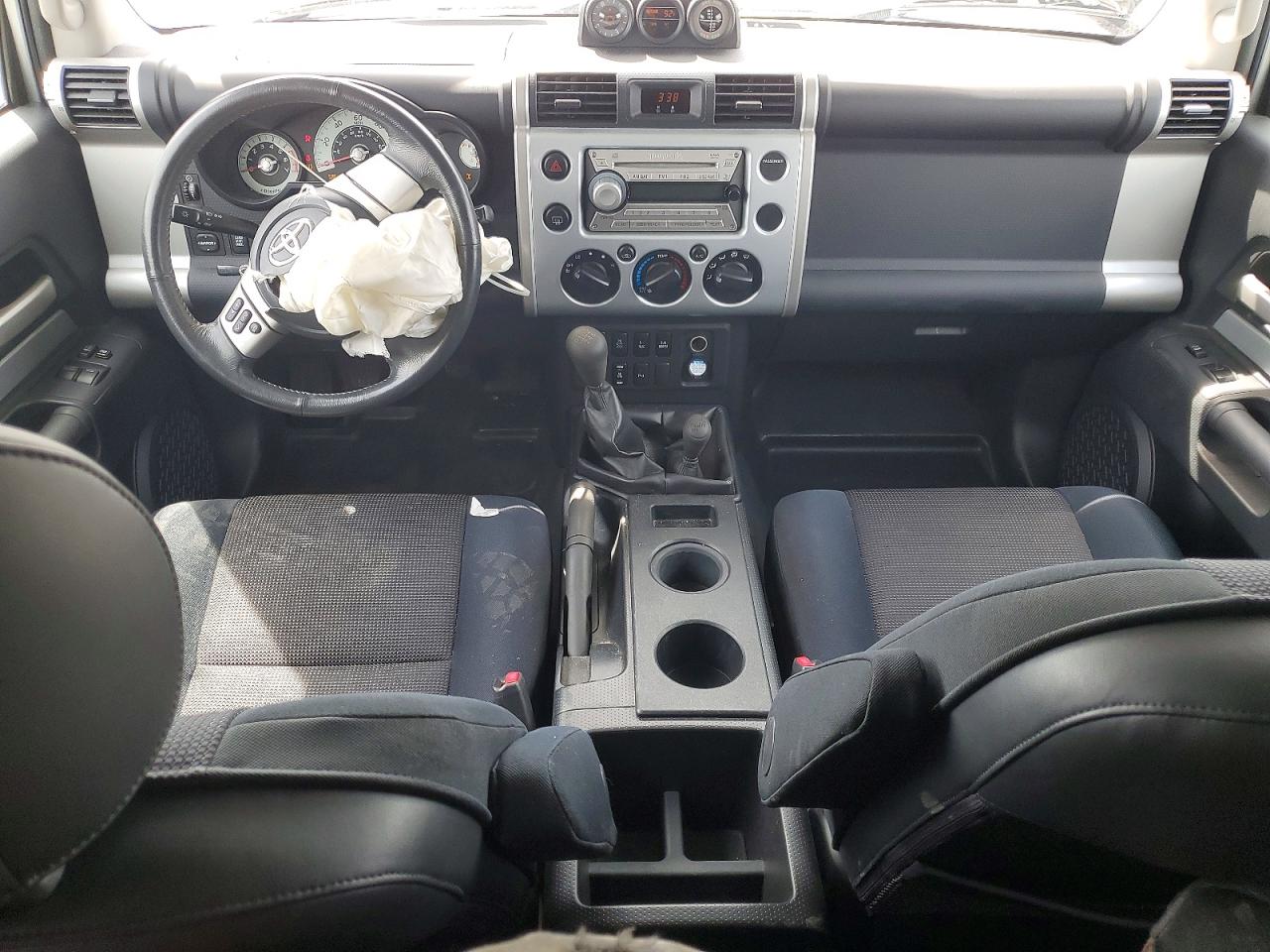 Toyota FJ Cruiser Base