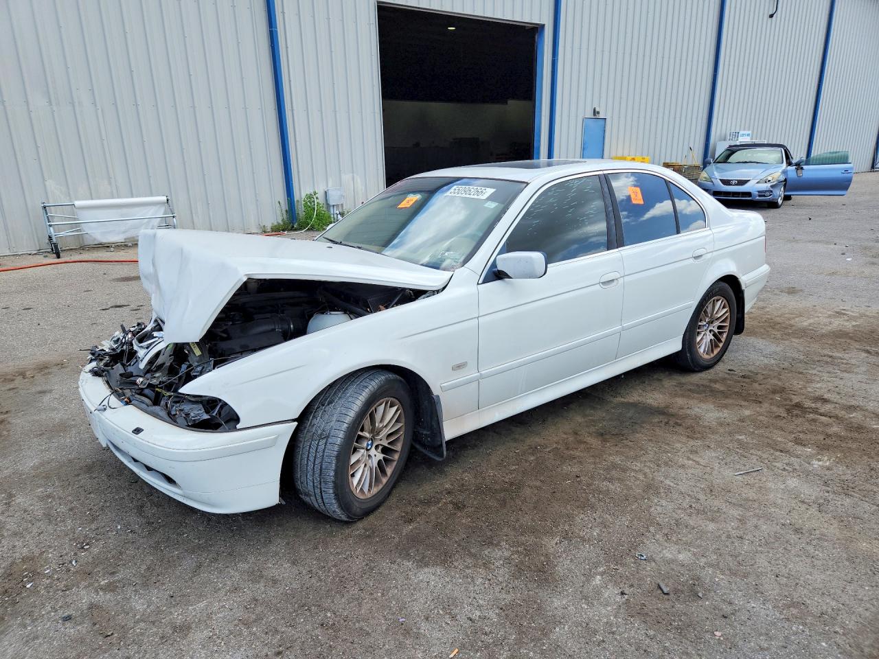 Salvage BMW 5 Series Image