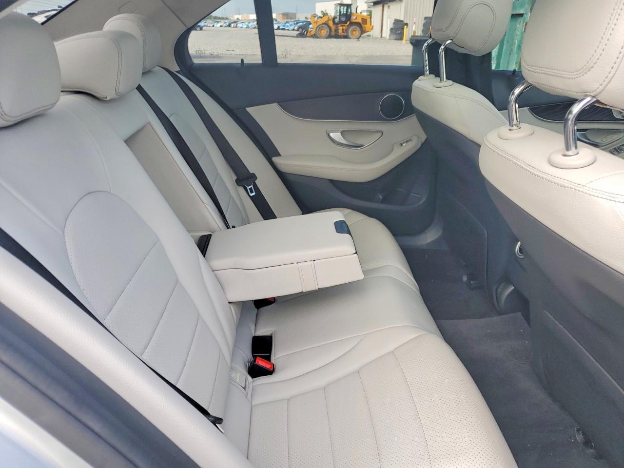 Mercedes-Benz C-Class 300