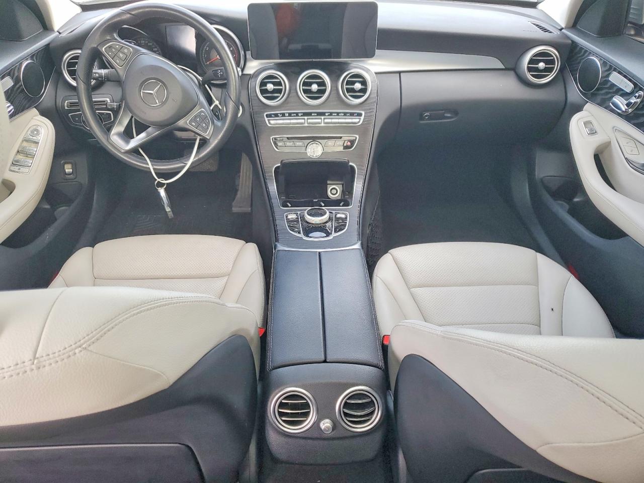 Mercedes-Benz C-Class 300