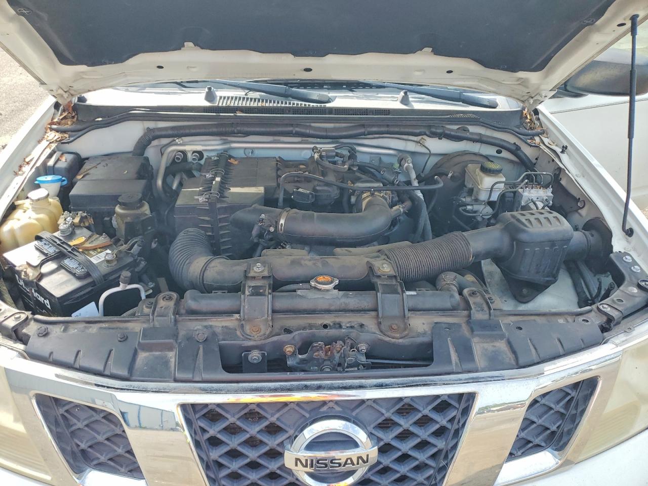 Nissan Frontier S