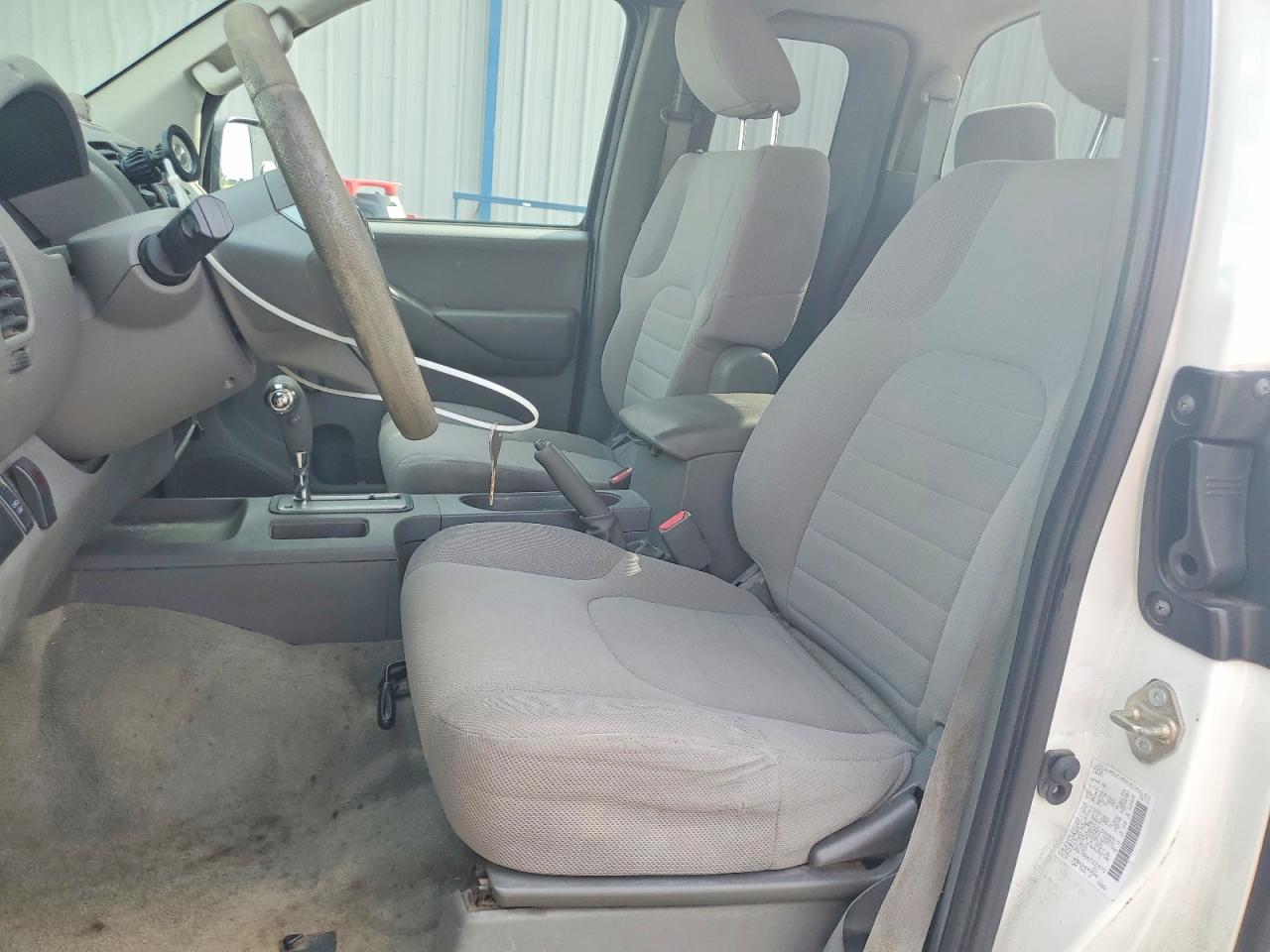 Nissan Frontier S