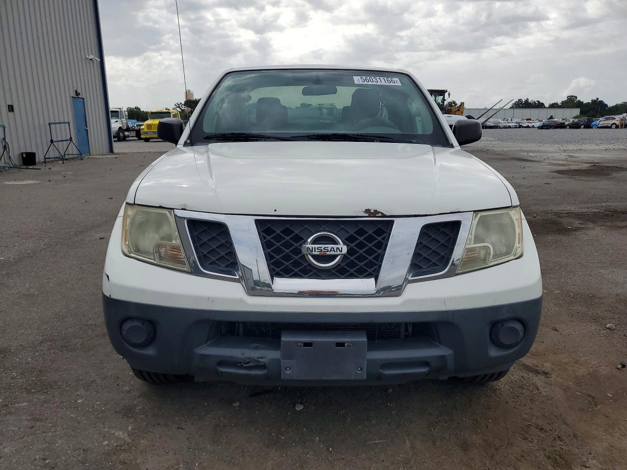 Nissan Frontier S