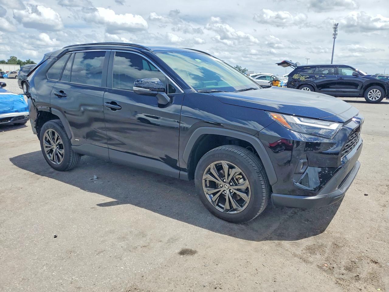 Toyota RAV4 Xle Premium