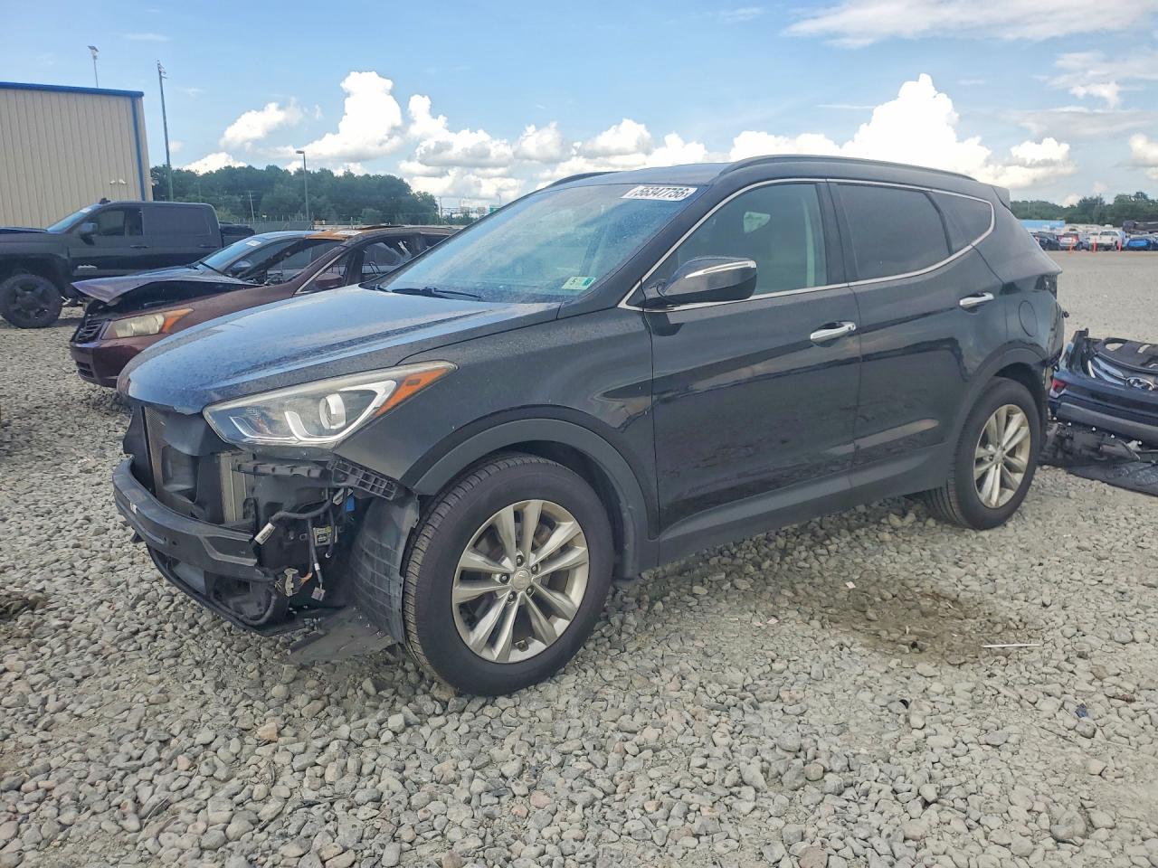 Salvage Hyundai SANTA FE Image