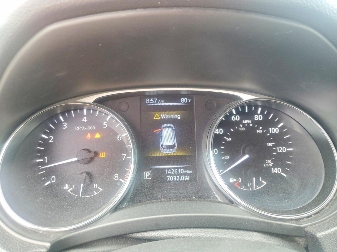 Nissan Rogue S