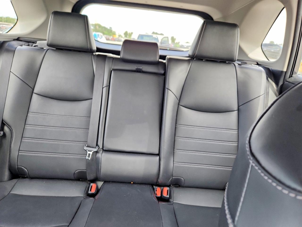 Toyota RAV4 Xle Premium