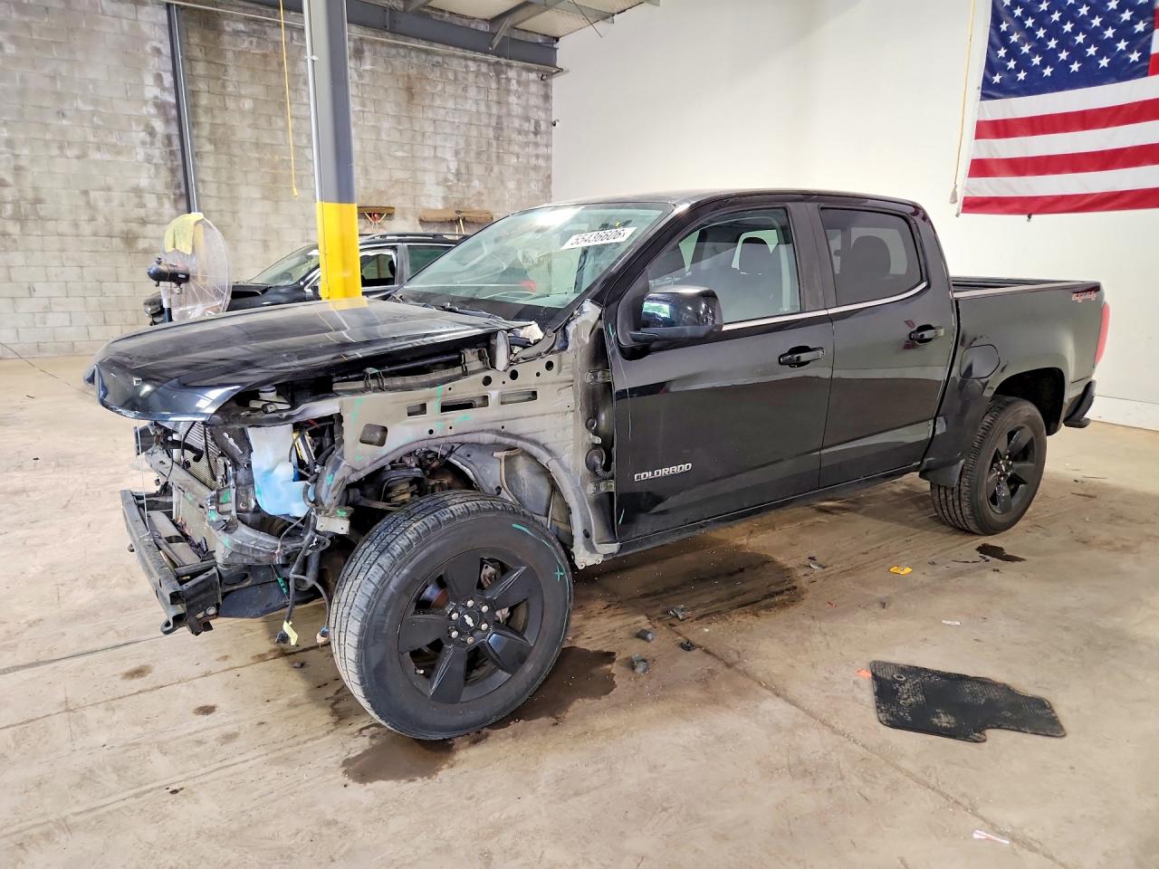Salvage Chevrolet Colorado Image