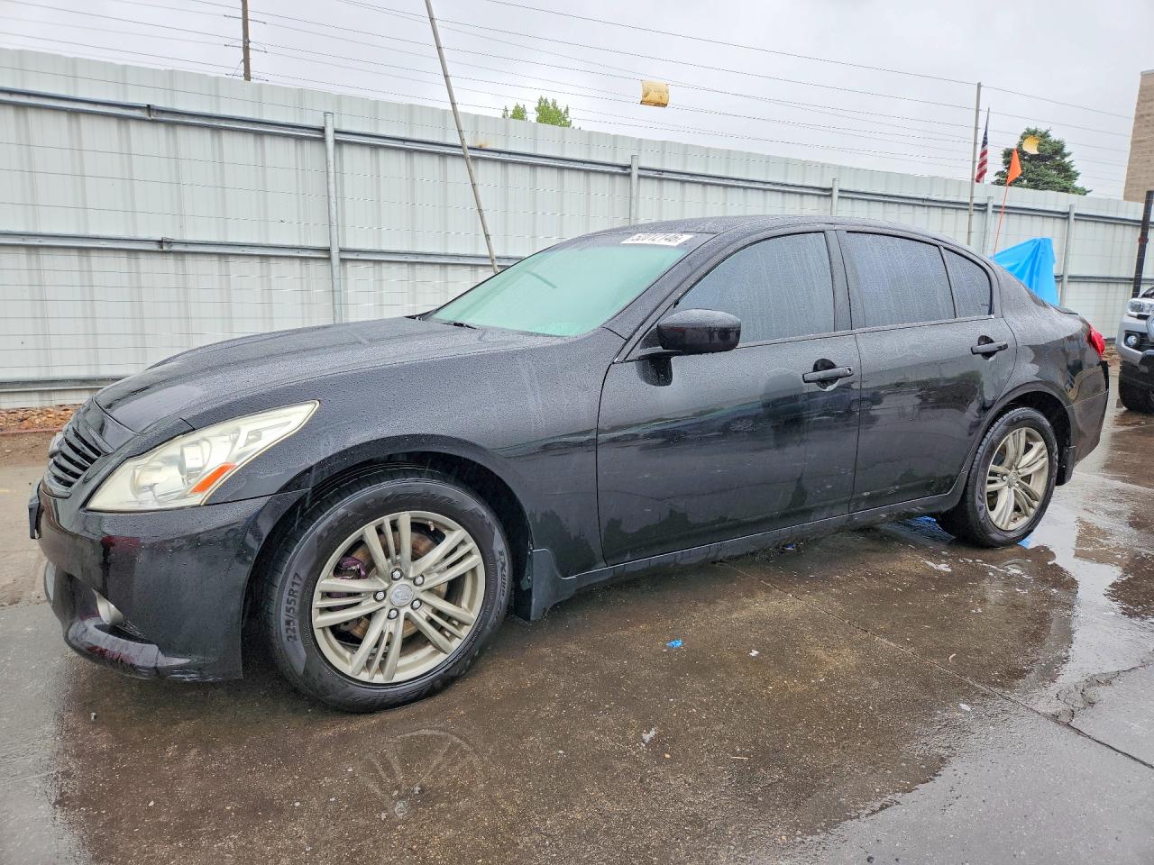 Salvage INFINITI G37 Image