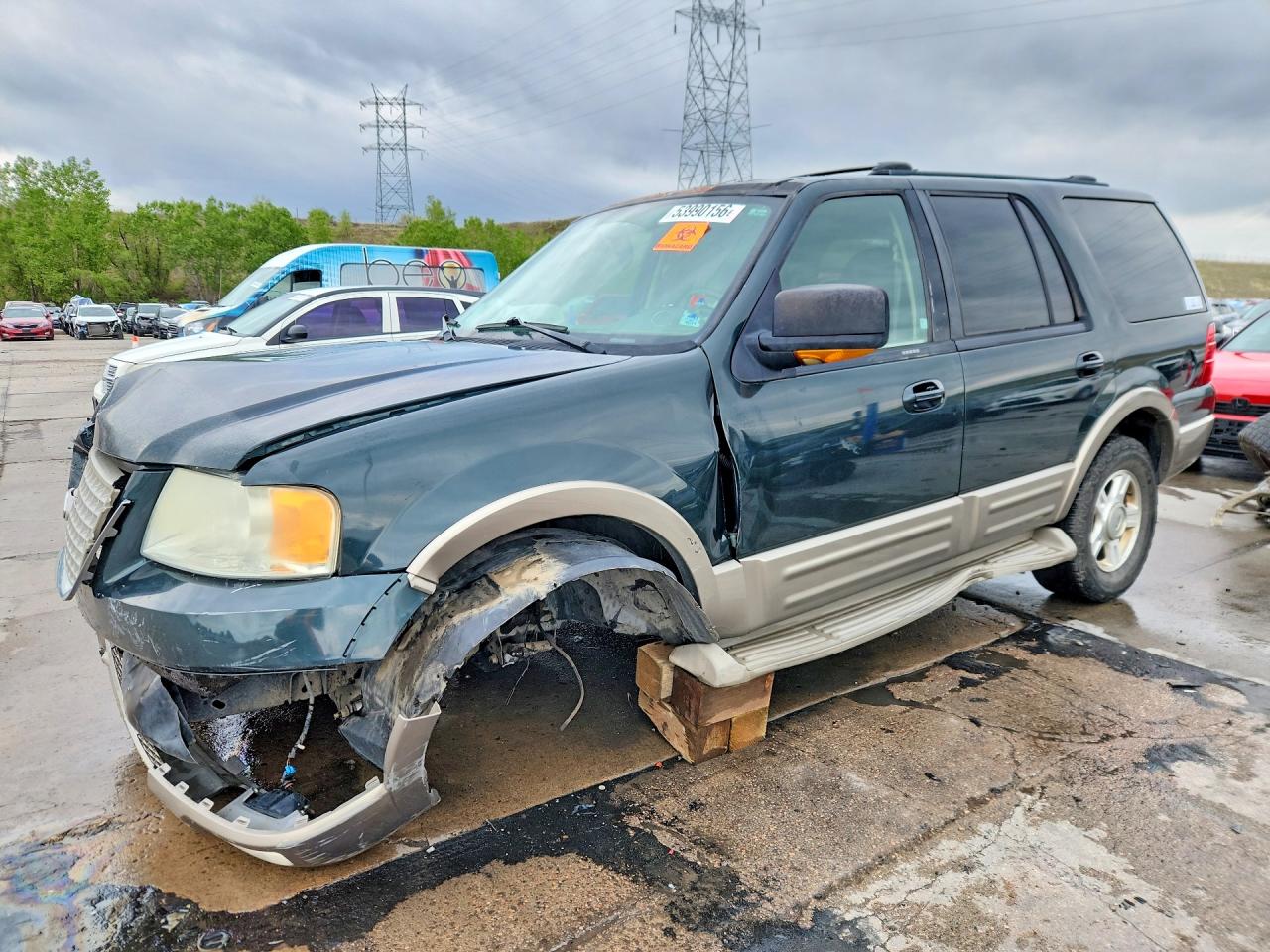 Salvage Ford Expedition Image