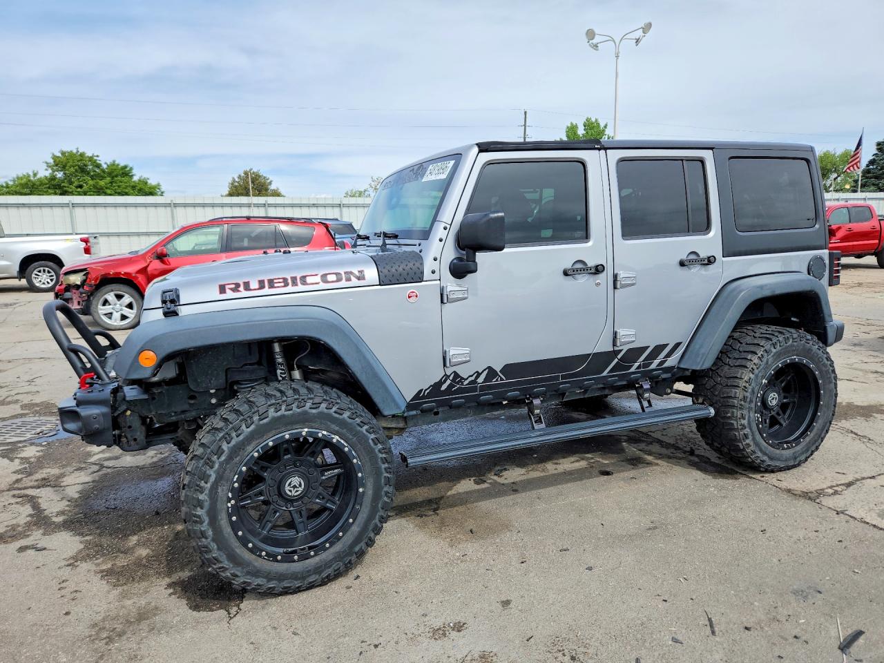 Salvage Jeep Wrangler Image